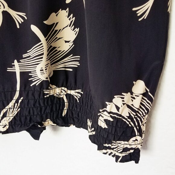 Joie Black Tan Beige Abstract Floral Ruffle 100% Silk Short Sleeve Blouse Top L - Picture 13 of 14